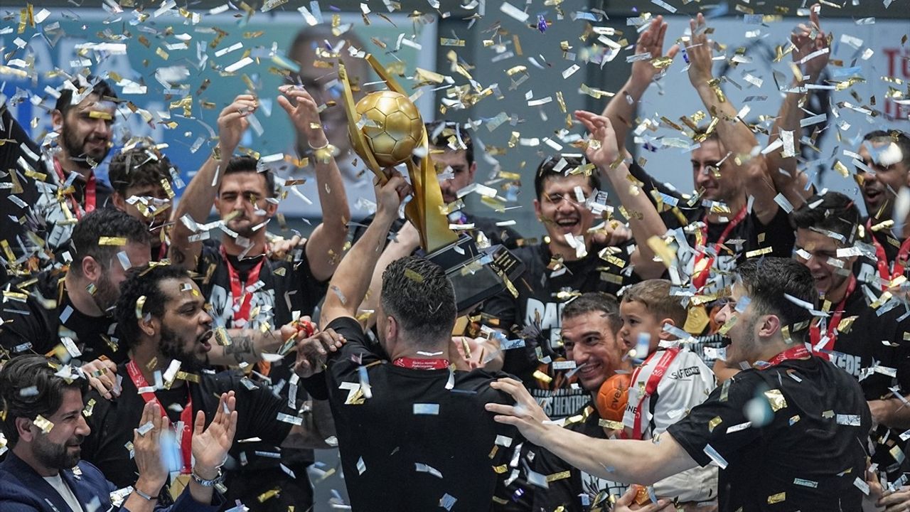 Beşiktaş, Hentbol Erkekler Süper Lig'de Şampiyonluğa Ulaştı