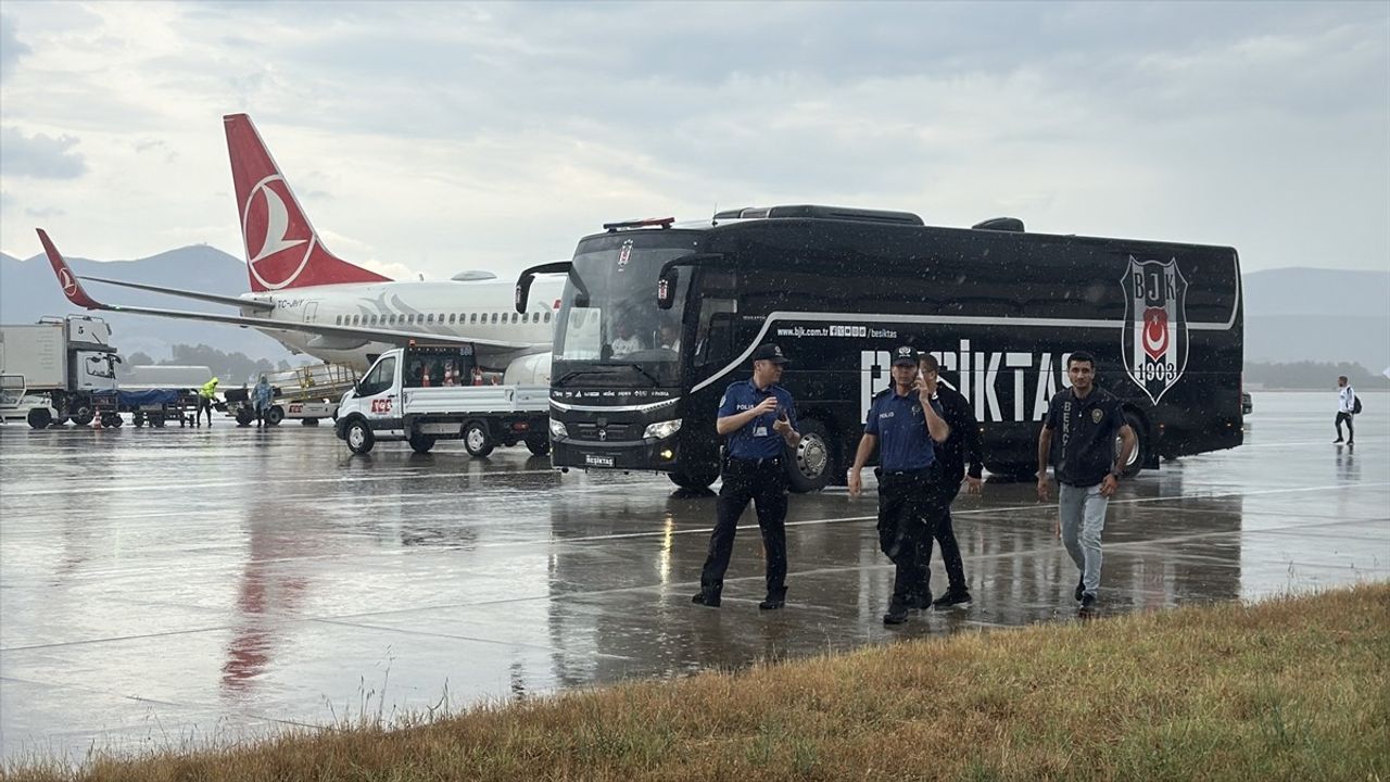 Beşiktaş Takımı Bodrum'a Ulaştı