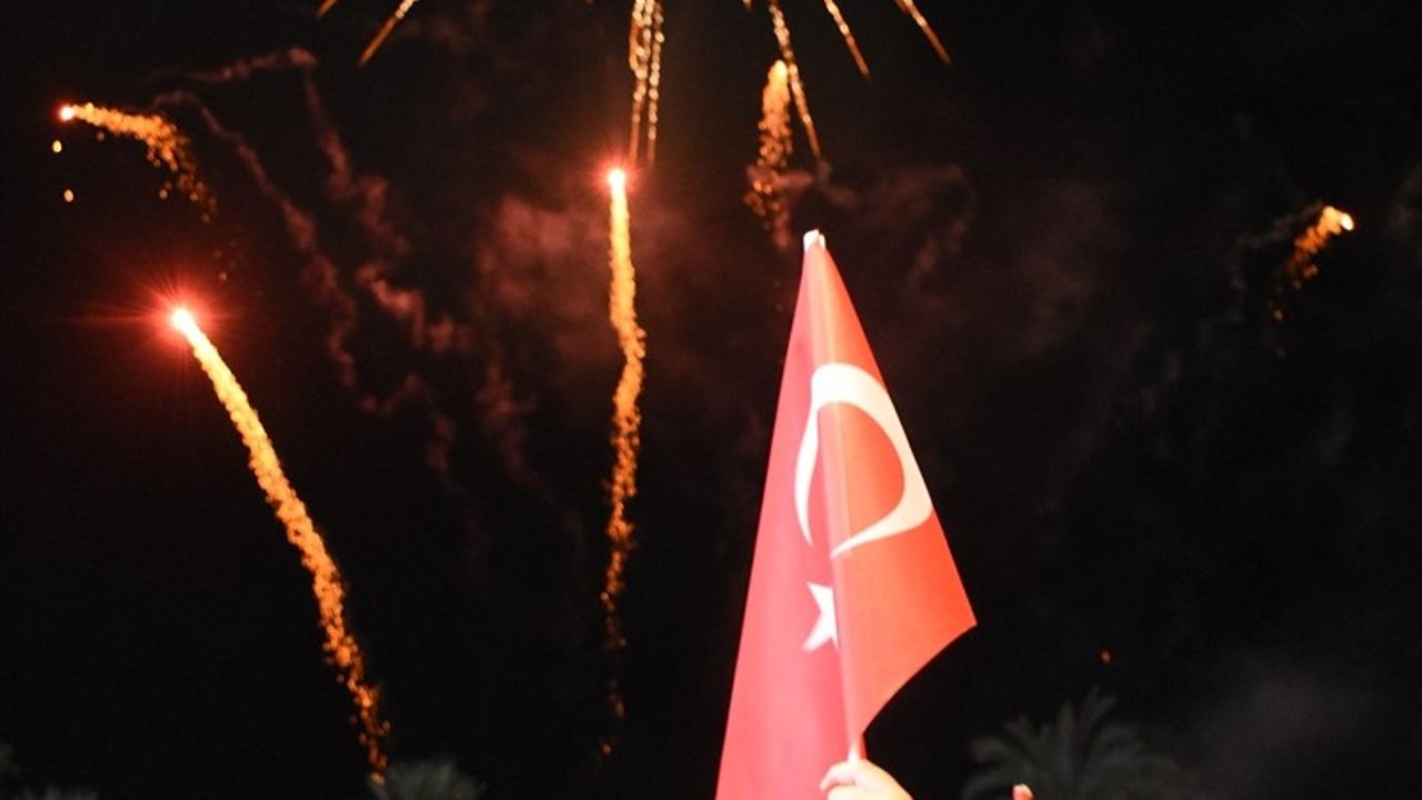 Bodrum'da 19 Mayıs Etkinlikleri: Fener Alayı ve Konser