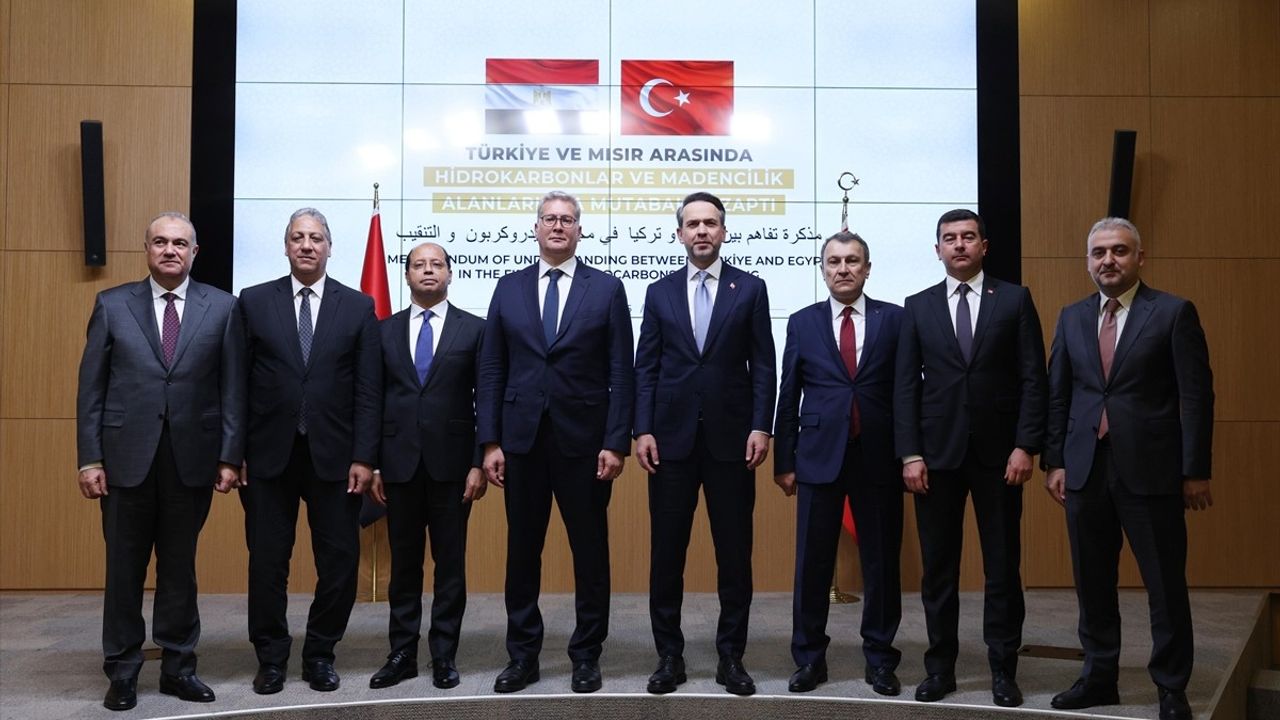 BOTAŞ'ın FSRU'su Yurt Dışında Görev Alıyor