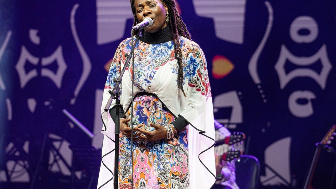 Buika ve Kibariye İstanbul'da Büyüleyici Bir Konser Verdi