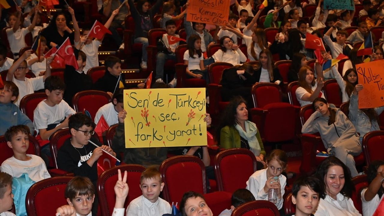Bükreş'te 2. Türkçe ve Çocuk Şenliği Gerçekleşti