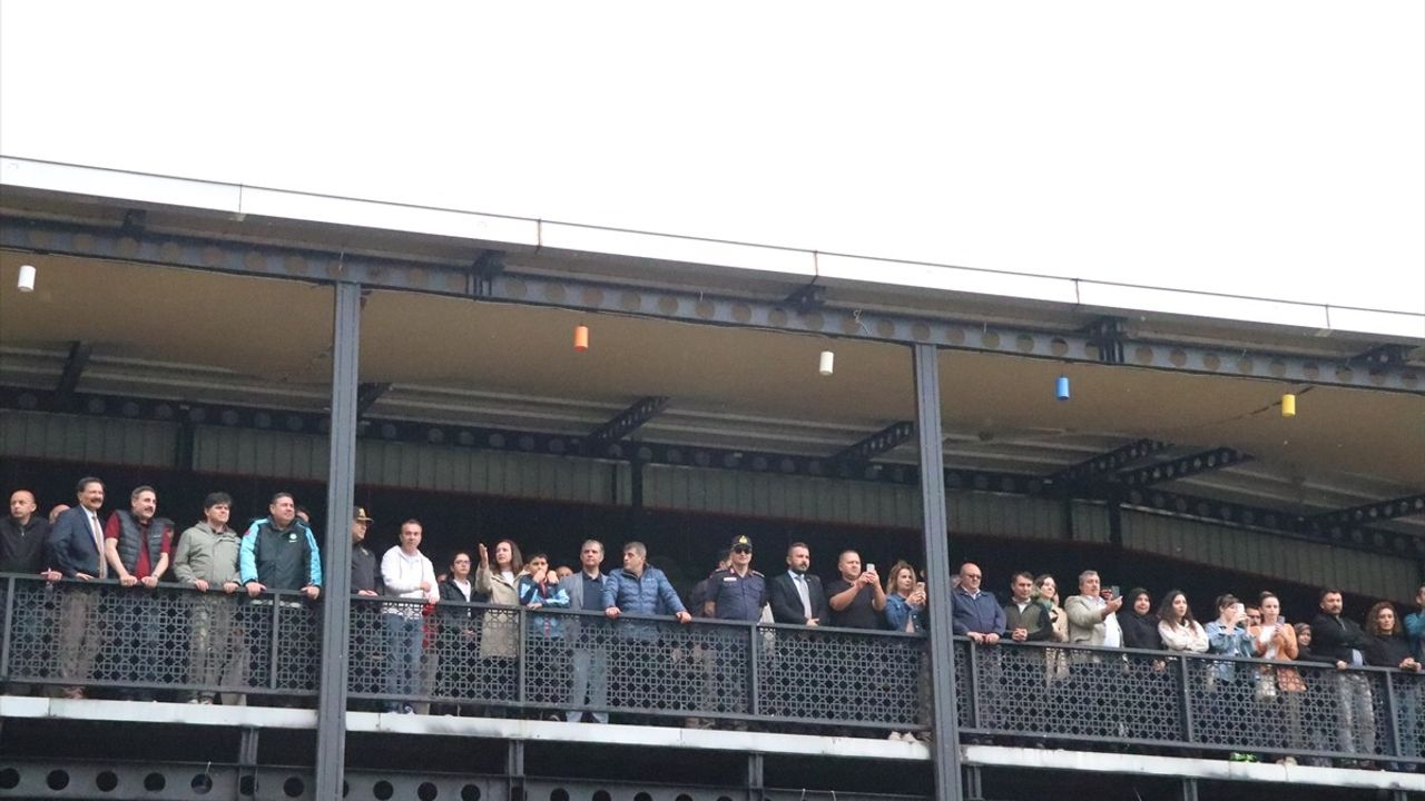 Burdur'da DoğaFest Doğa Yürüyüşü ve Su Sporlarıyla Başladı