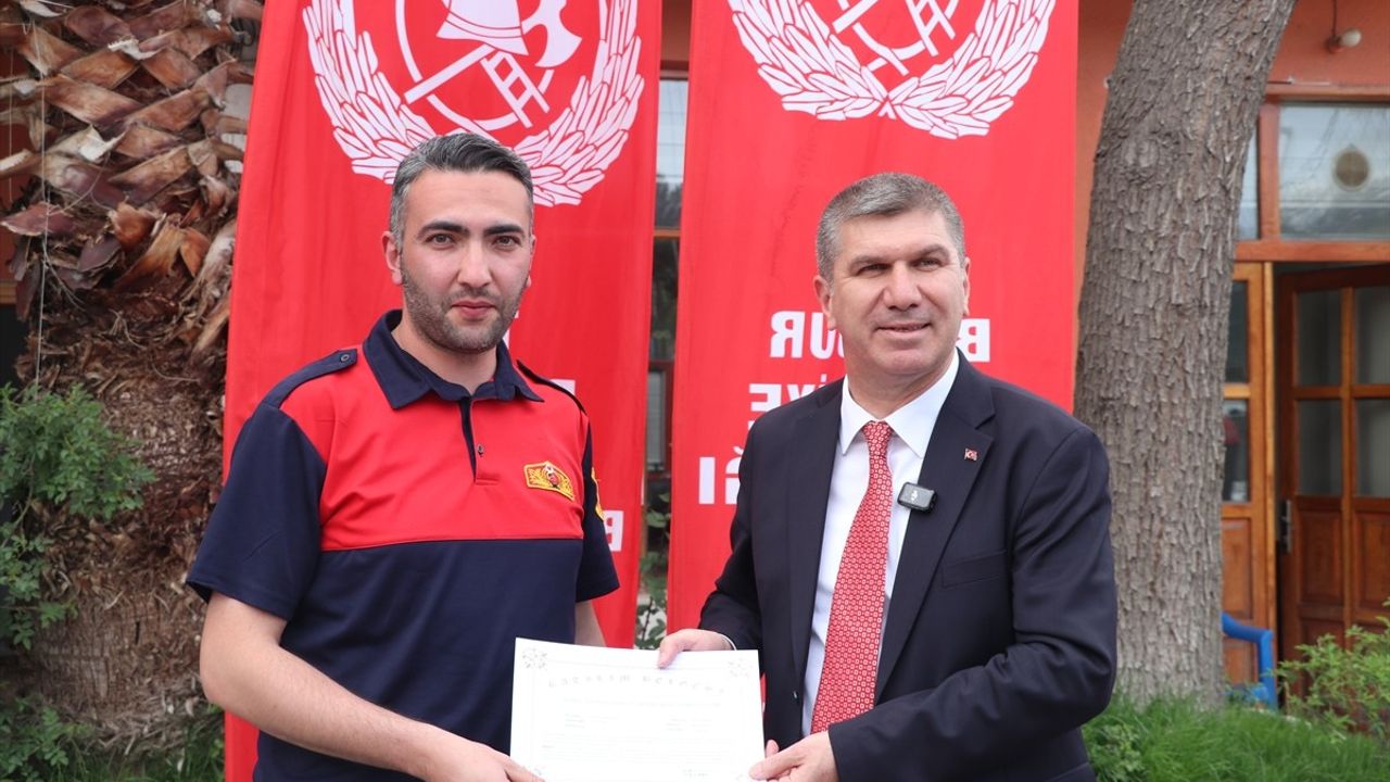 Burdur'da İtfaiyecilere Arama Kurtarma Eğitimi Verildi