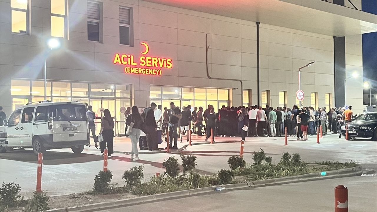 Burdur'da Traktör Kazası: Bir Çocuk Hayatını Kaybetti, Dört Kişi Yaralandı