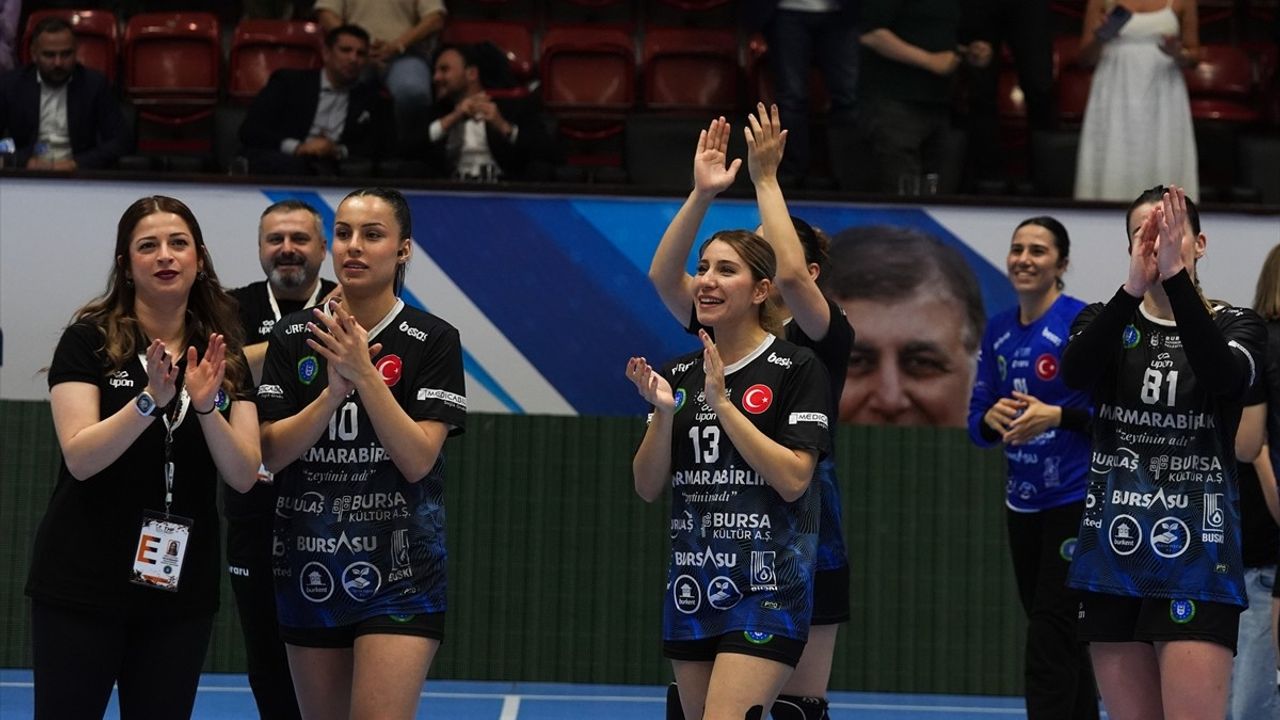 Bursa Büyükşehir Belediyespor Kadın Hentbol Takımı Türkiye Kupası'nı Kazandı