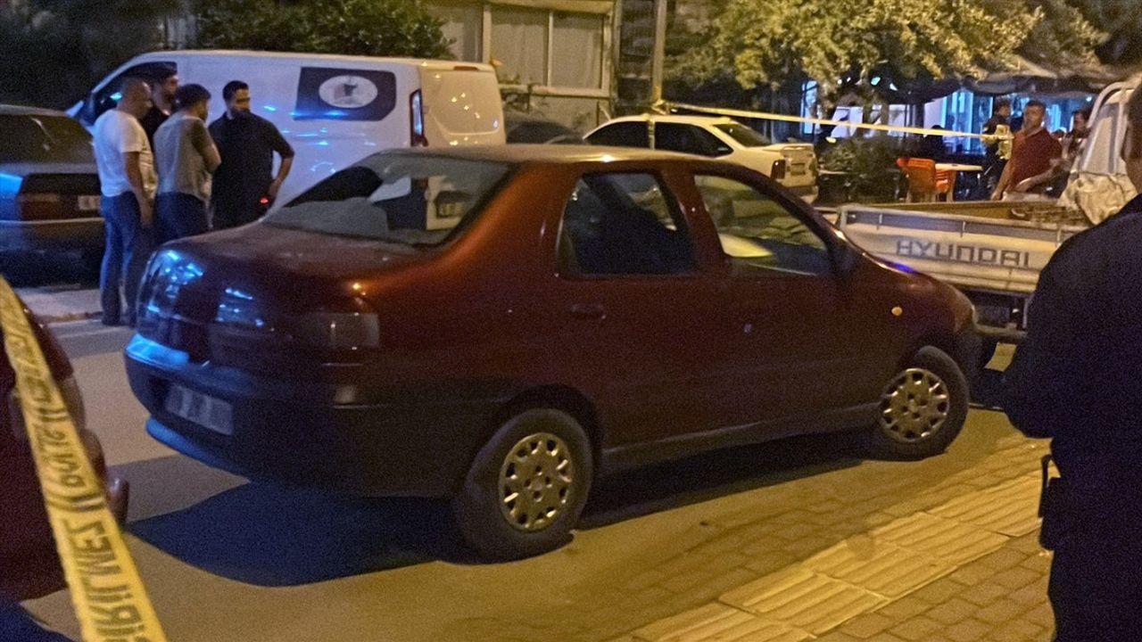 Bursa'da Kıraathaneye Silahlı Saldırı: Bir Kişi Ağır Yaralandı