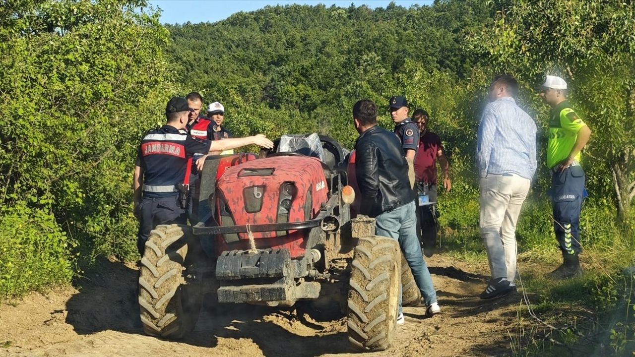 Bursa'da Traktör Kazası: 7 Yaşındaki Çocuk Ağır Yaralandı