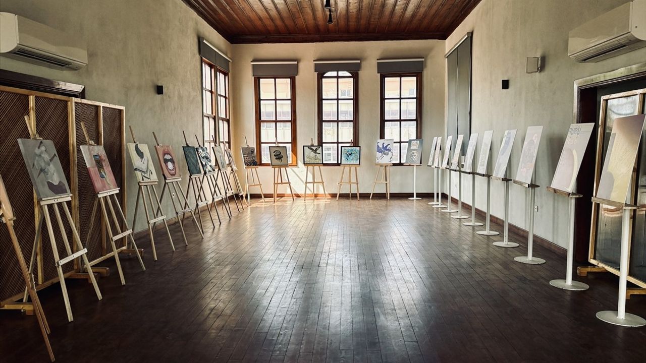 ÇAKÜ Öğrencilerinin Çankırı Müzesi'ndeki Sanat Yorumlaması
