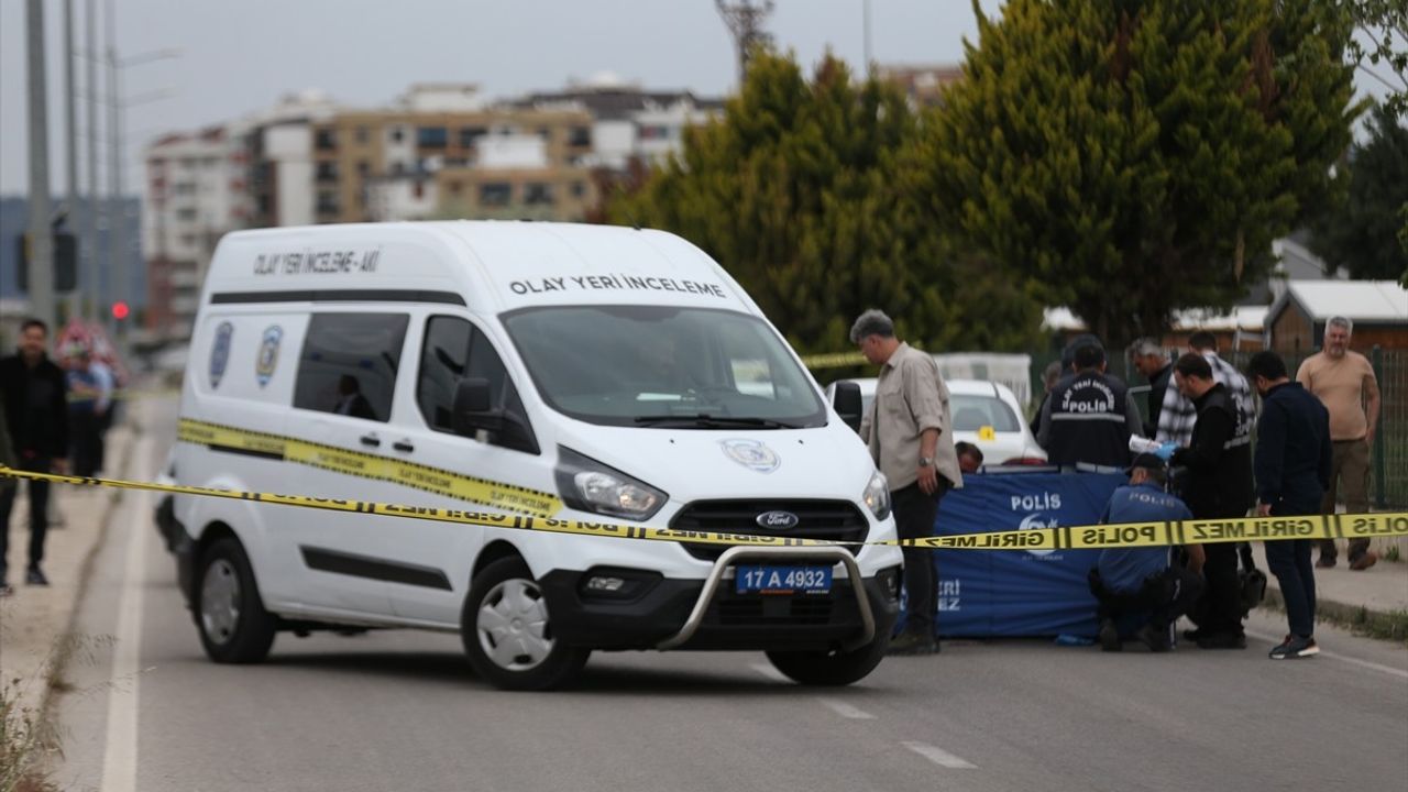 Çanakkale'de Boşanma Sürecindeki Kadın Trafik Kazasında Hayatını Kaybetti