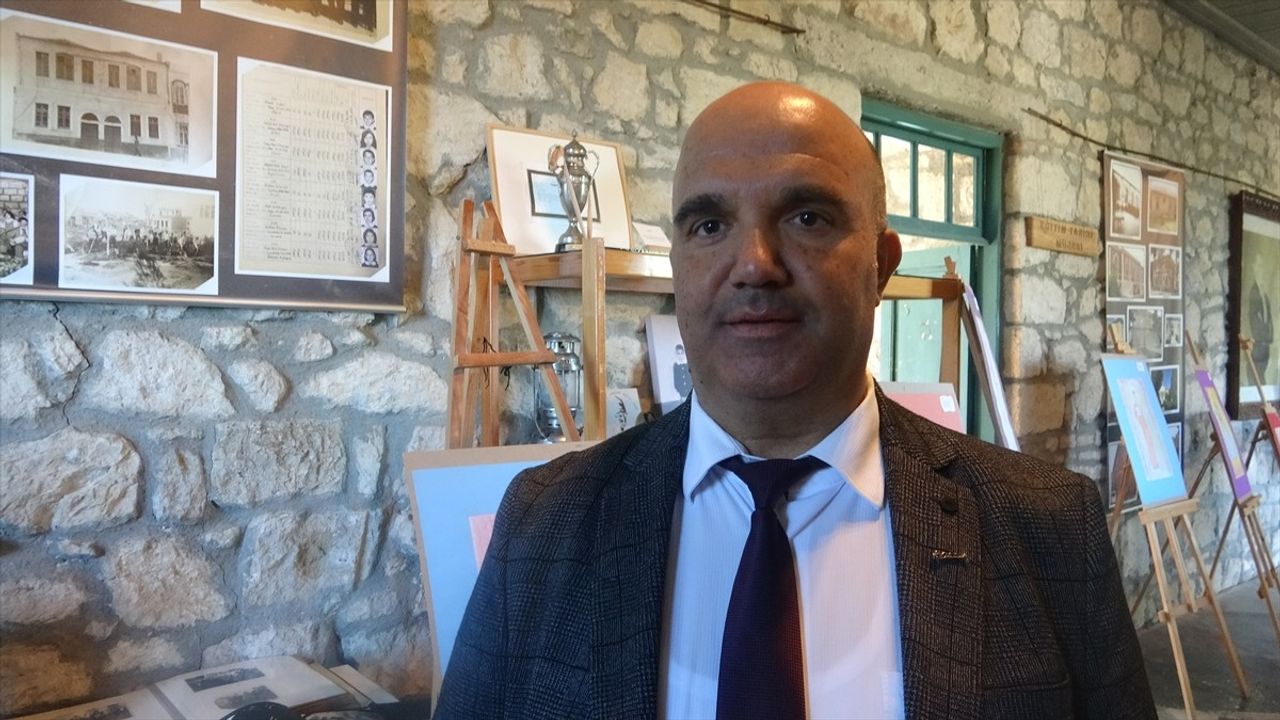 Çanakkale'de Mitolojik Giysiler Defilesi Heyecanı