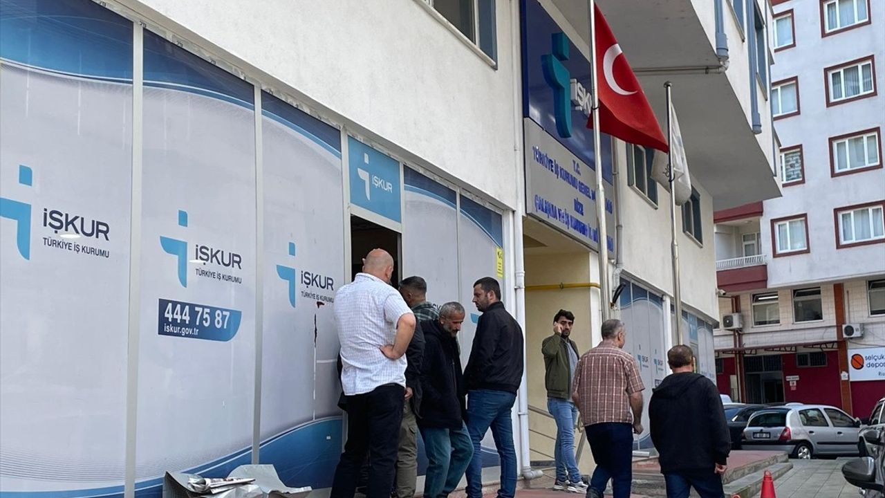 ÇAYKUR'dan 1500 Mevsimlik İşçi Alımı Başvuruları Başladı