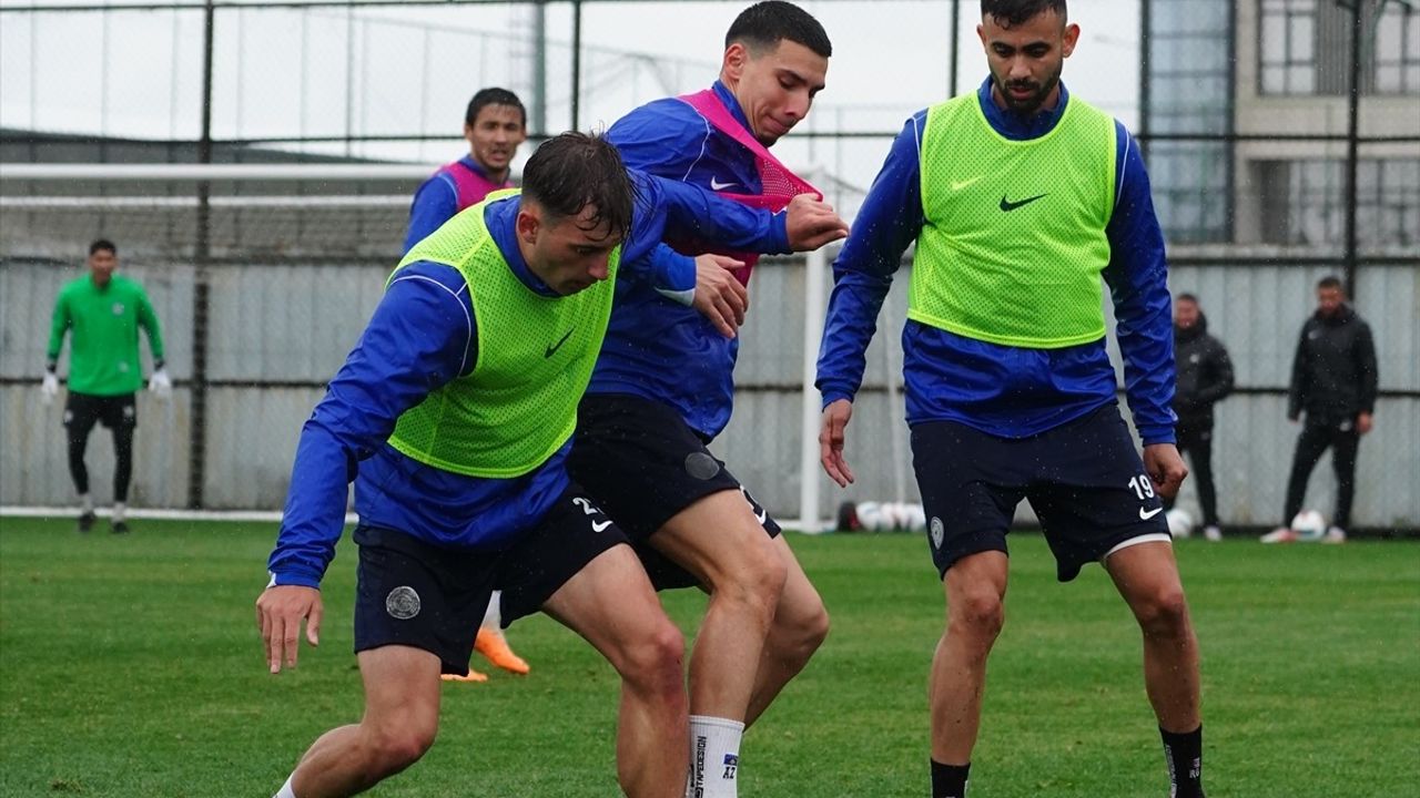 Çaykur Rizespor Göztepe Maçına Hazırlanıyor