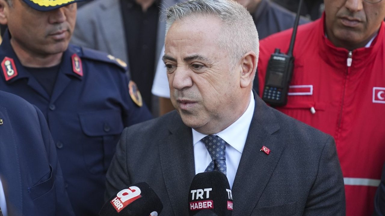 Çekmeköy'deki İnşaat Göçüğü: Bir İşçi Hayatını Kaybetti