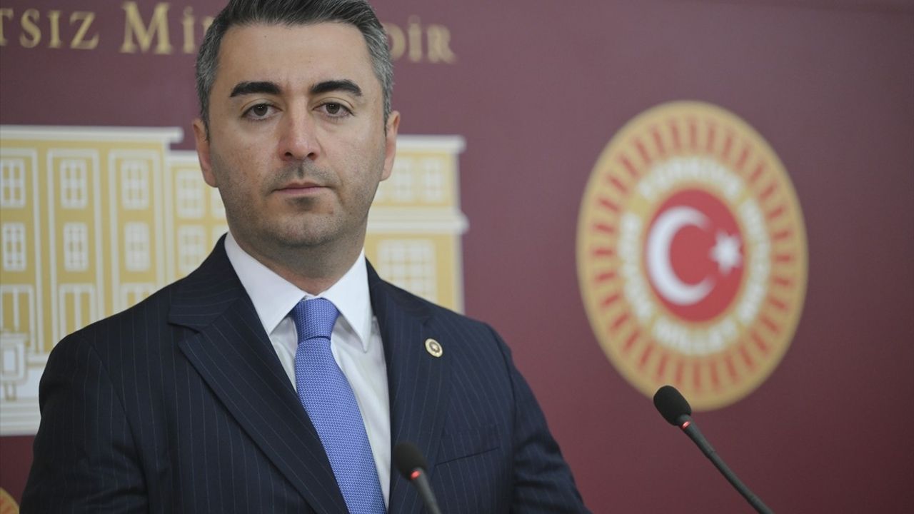 Cem Avşar'dan Deprem Güvenliği Çağrısı