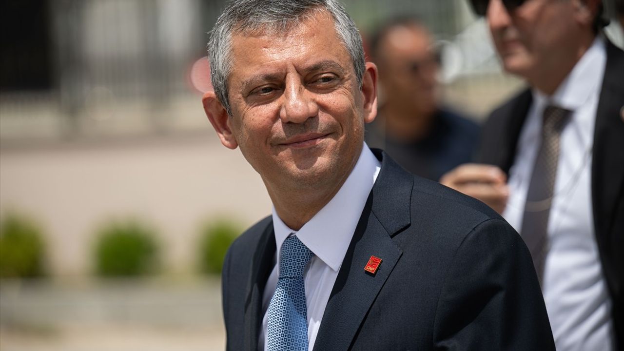 CHP Genel Başkanı Özgür Özel'den Hakimler ve Savcılar Kurulu Açıklaması