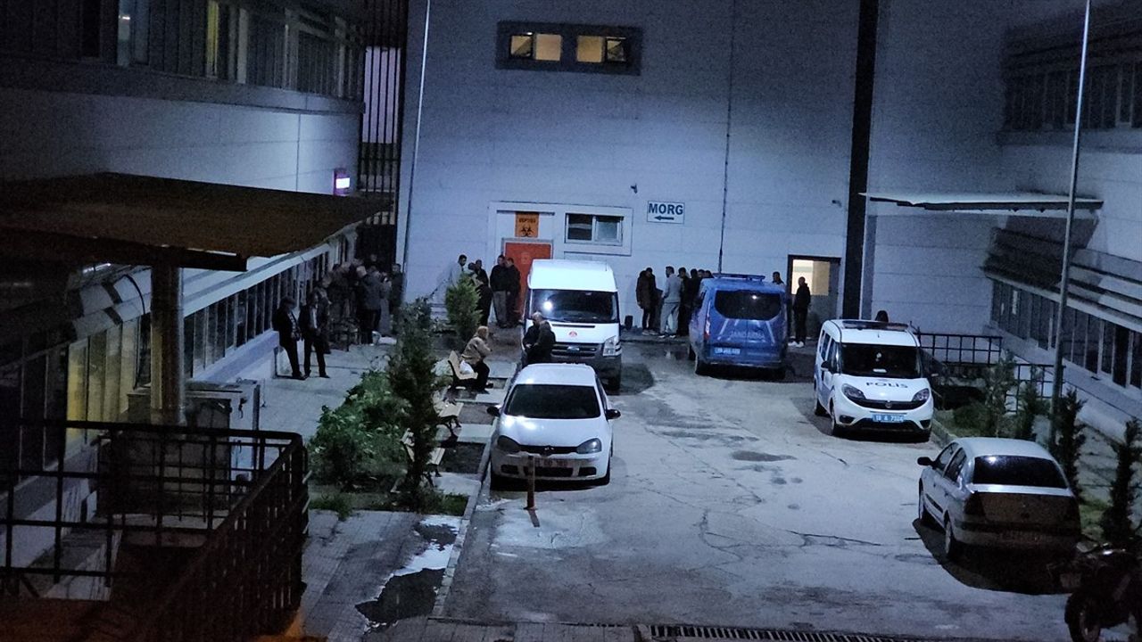 Çorum'da Un Fabrikasındaki Patlama: Bir İşçi Hayatını Kaybetti
