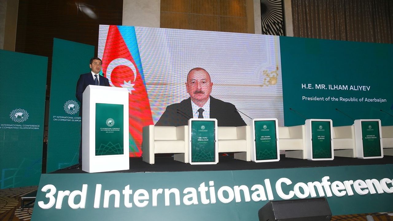 Cumhurbaşkanı Aliyev'den İslamofobi İle Mücadele Çağrısı