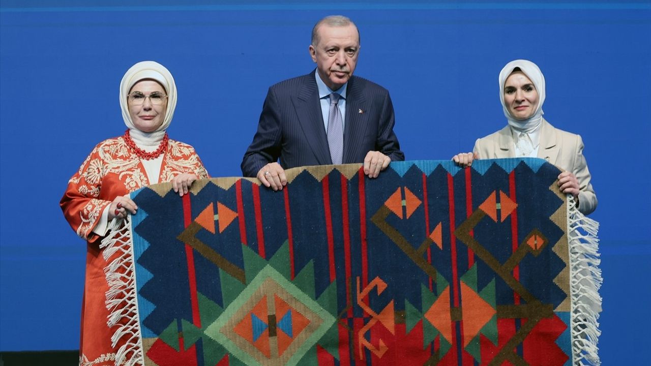 Cumhurbaşkanı Erdoğan Uluslararası Aile Forumu'nda Aile Vurgusu Yaptı