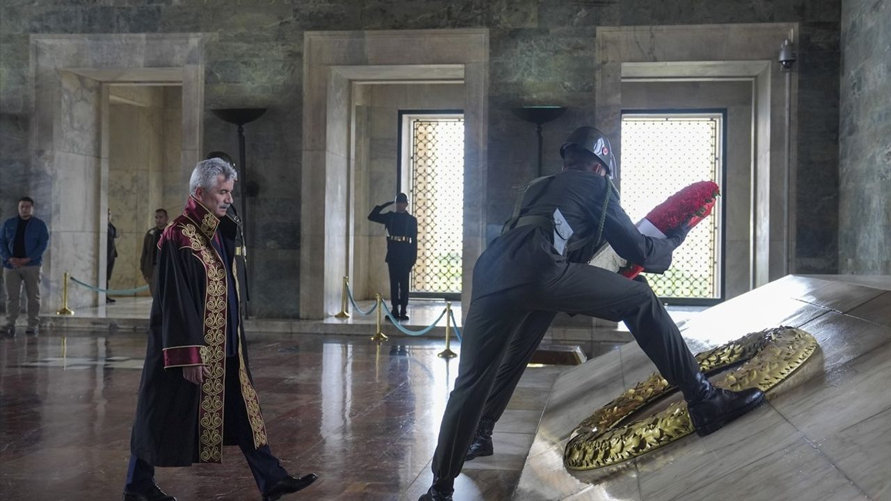 Danıştay Başkanı Zeki Yiğit Anıtkabir'i Ziyaret Etti