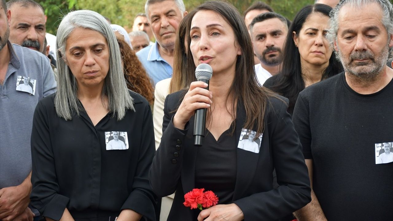 DEM Parti Eş Genel Başkanı Hatimoğulları, Batman'daki Cenaze Törenine Katıldı