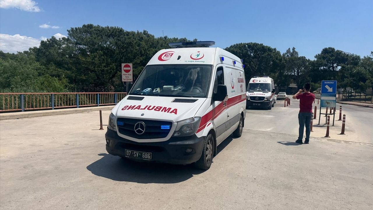 Deniz Kuvvetlerinin Helikopteri Antalya Açıklarına Acil İniş Yaptı