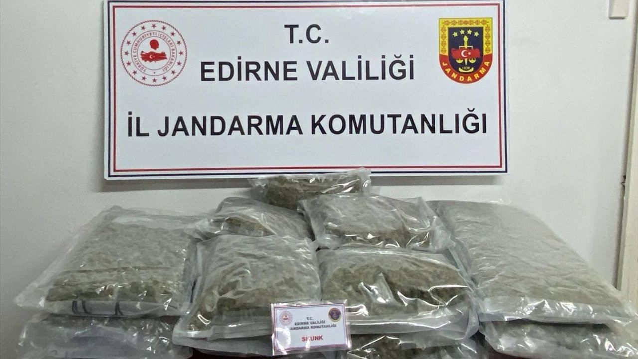 Edirne'de 16,5 Kilogram Skunk Ele Geçirildi