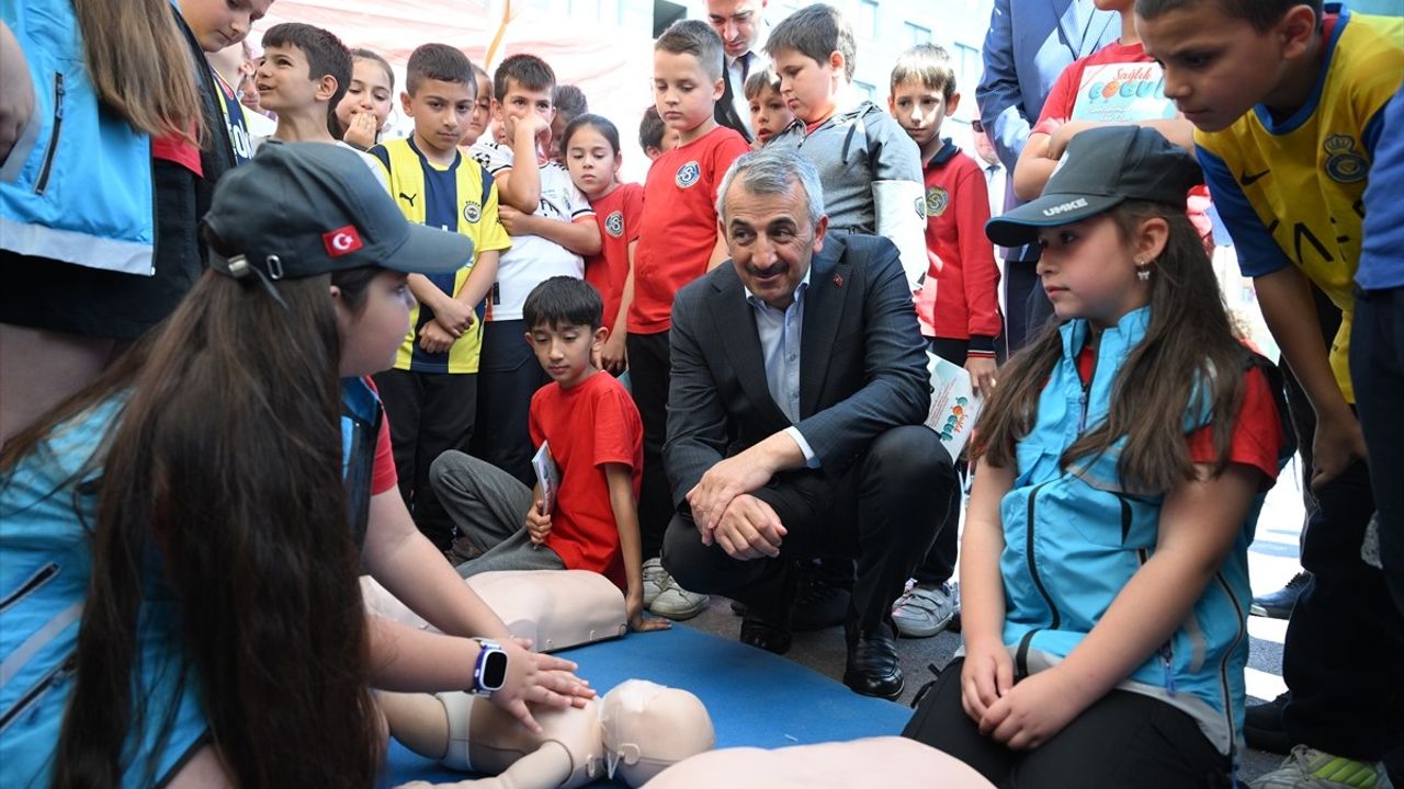 Edirne'de Öğrencilere Sağlıklı Yaşam Eğitimi Verildi