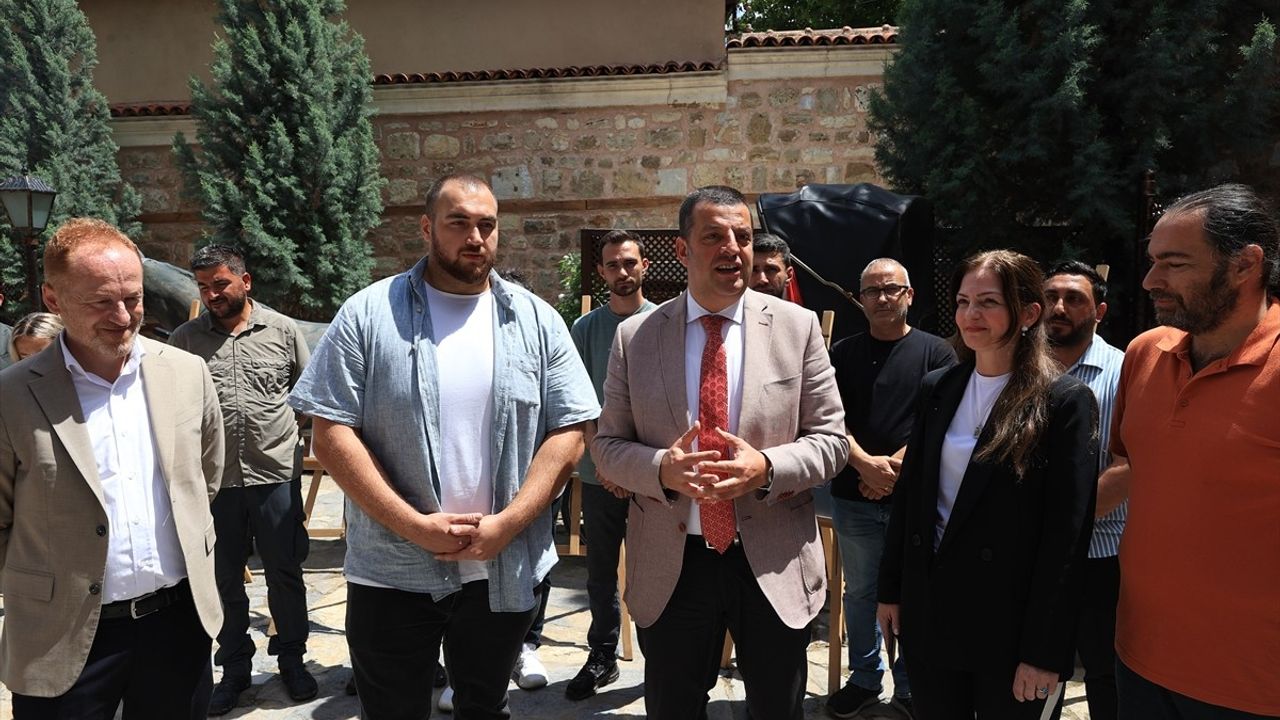 Edirne'de Yabancı Paralar Sergisi Açıldı