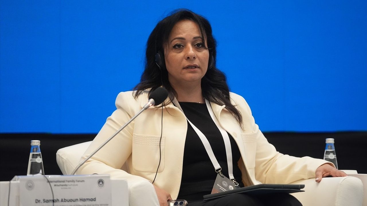 Ekranlar Çağında Aile Olmak Paneli Uluslararası Aile Forumu'nda Gerçekleşti