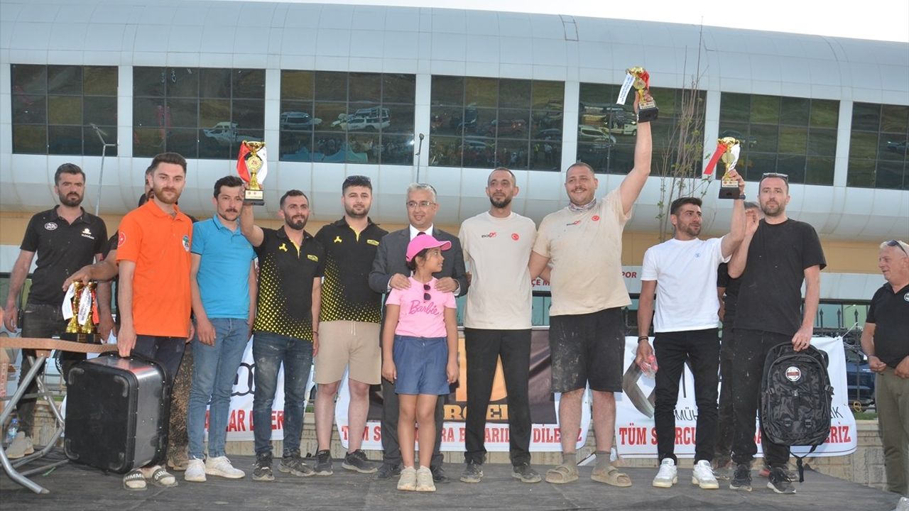 Elbistan Off-Road Şenlikleri: Deprem Şehitleri Anısına Yarıştılar