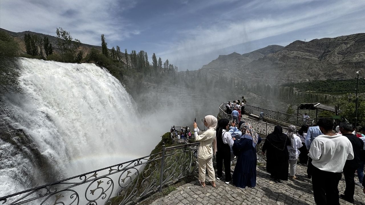 Erzurum'da Bahar Temalı Foto Safari Yarışması Başladı