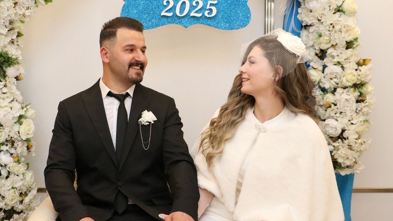 Erzurum'da Çiftler 25 Mayıs'ta Nikahlarını Kıydı