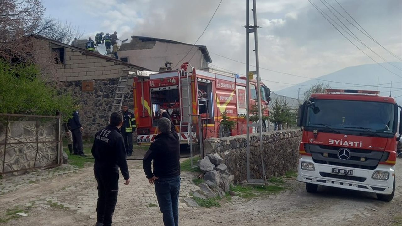 Erzurum'da Müstakil Evde Yangın