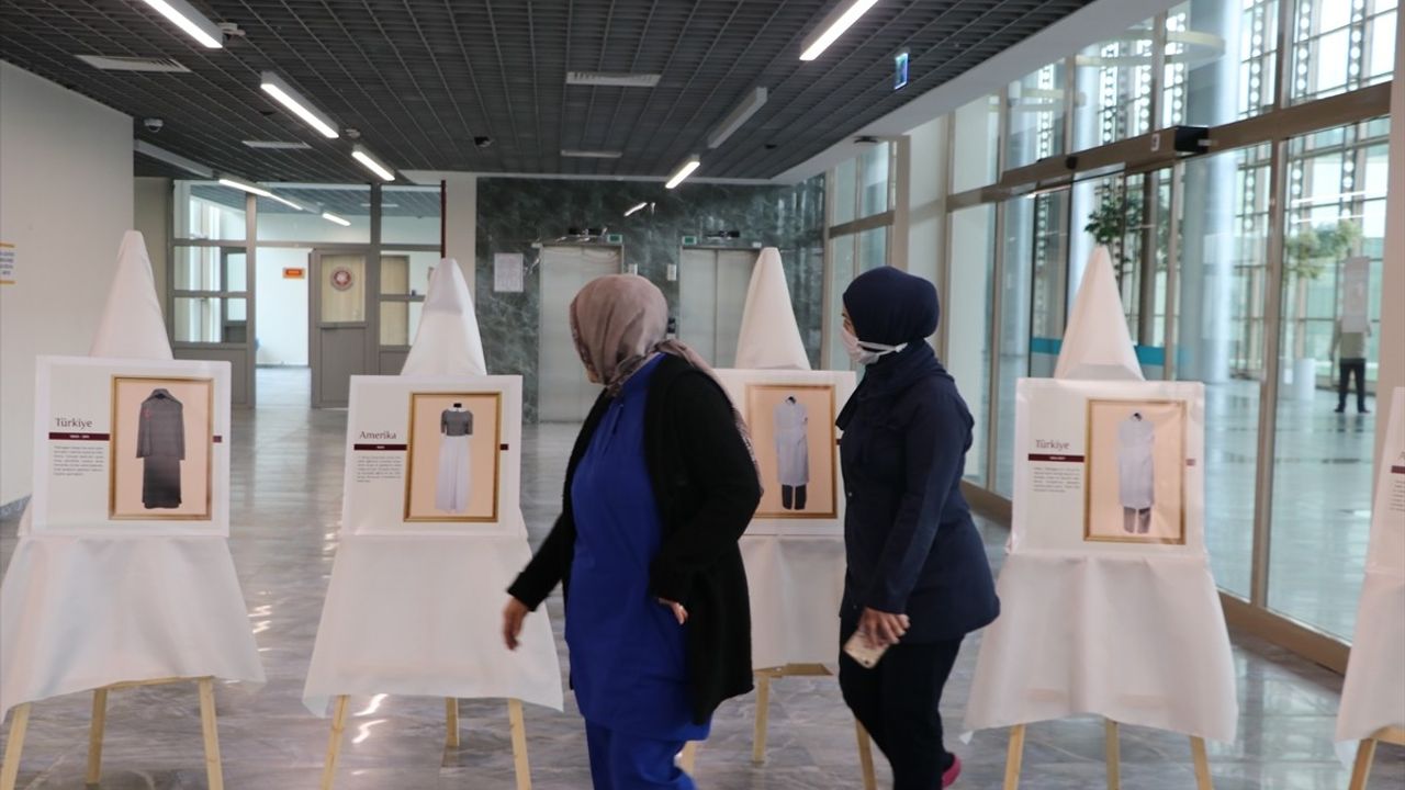 Erzurum Şehir Hastanesi'nde Hemşireler Haftası Kutlandı