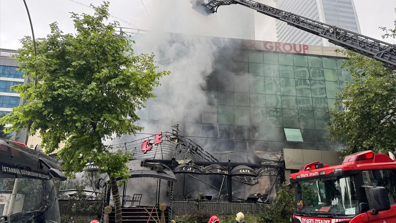 Esenyurt'ta Yangın Paniği