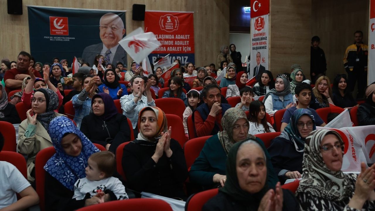 Fatih Erbakan Niğde'de Partisinin Kongresine Katıldı