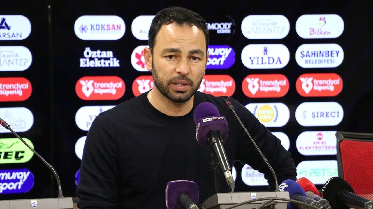 Gaziantep FK Teknik Direktörü Selçuk İnan İstifa Sinyali Verdi