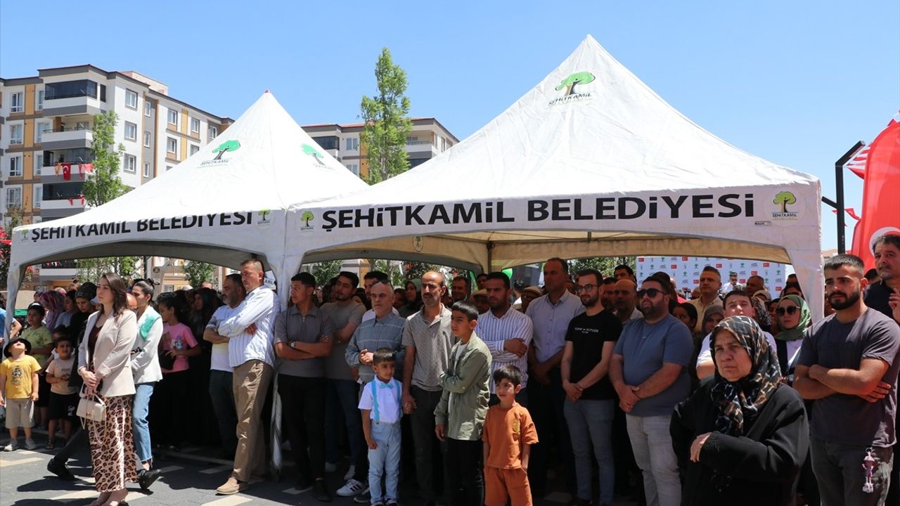 Gaziantep'te Hayatını Kaybeden Muhabirler Anısına Park Açıldı