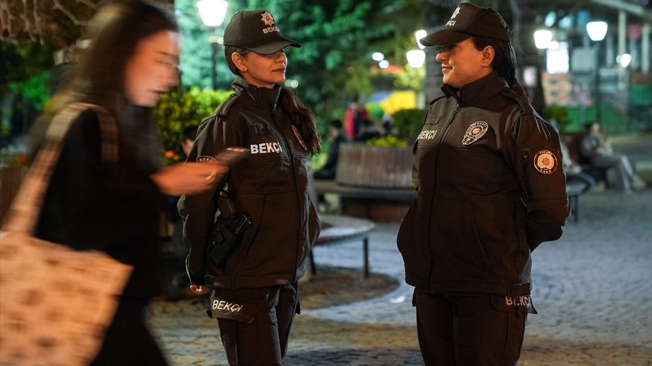 Gece Nöbetinde 30 Binden Fazla Bekçi, Türkiye'nin Huzuru İçin Görevde