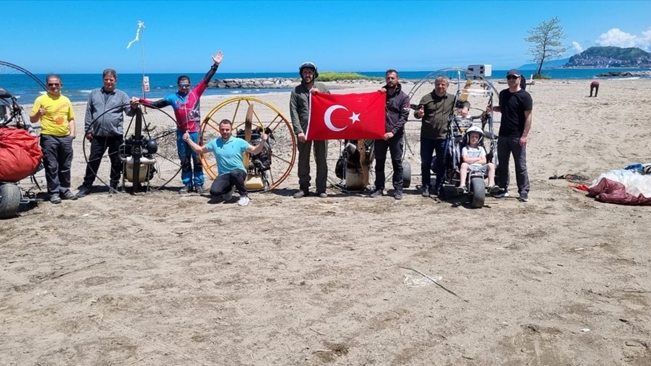 Giresun'da Paramotor Kazası: İki Kişi Denize Düştü