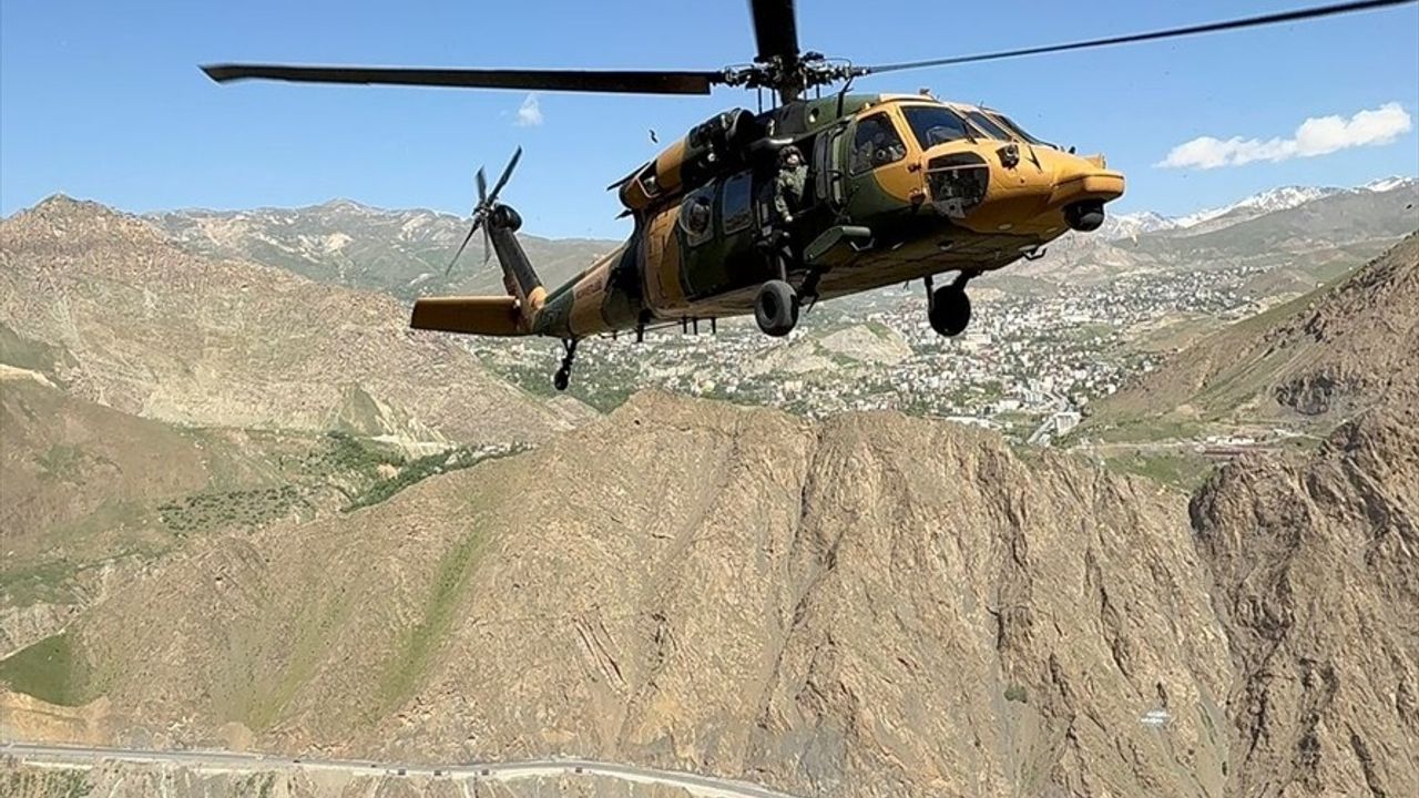 Hakkari'de Kaybolan Yaşlı Adam Yaralı Bulundu