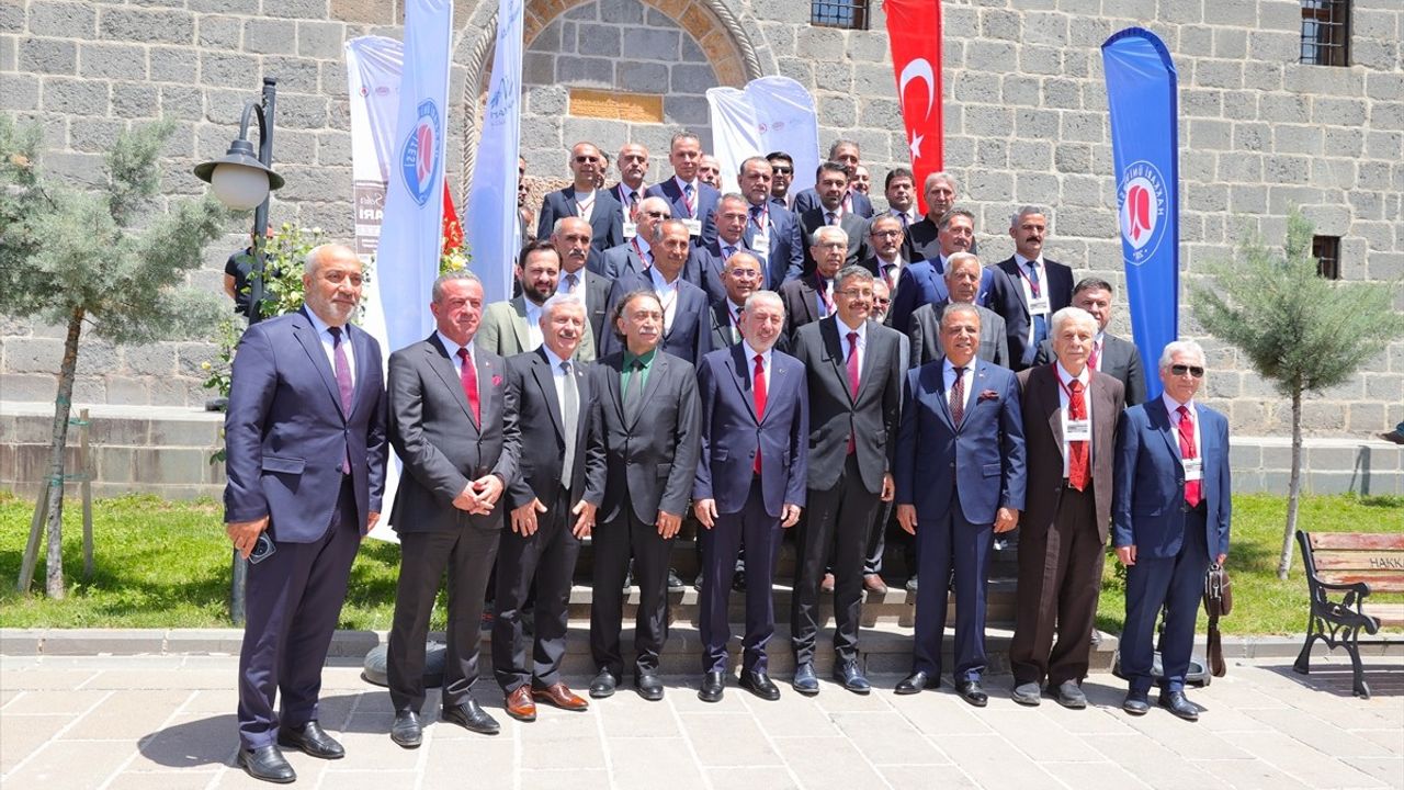 Hakkari'de Uluslararası Çalıştay: Kadim Şehir Hakkari