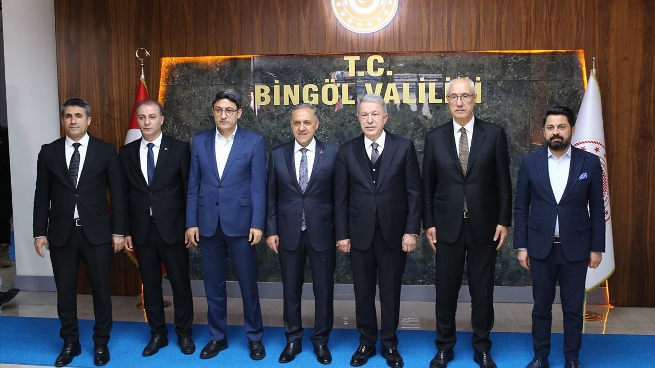 Hulusi Akar: 'Terörsüz Türkiye' İçin Azimle İlerliyoruz