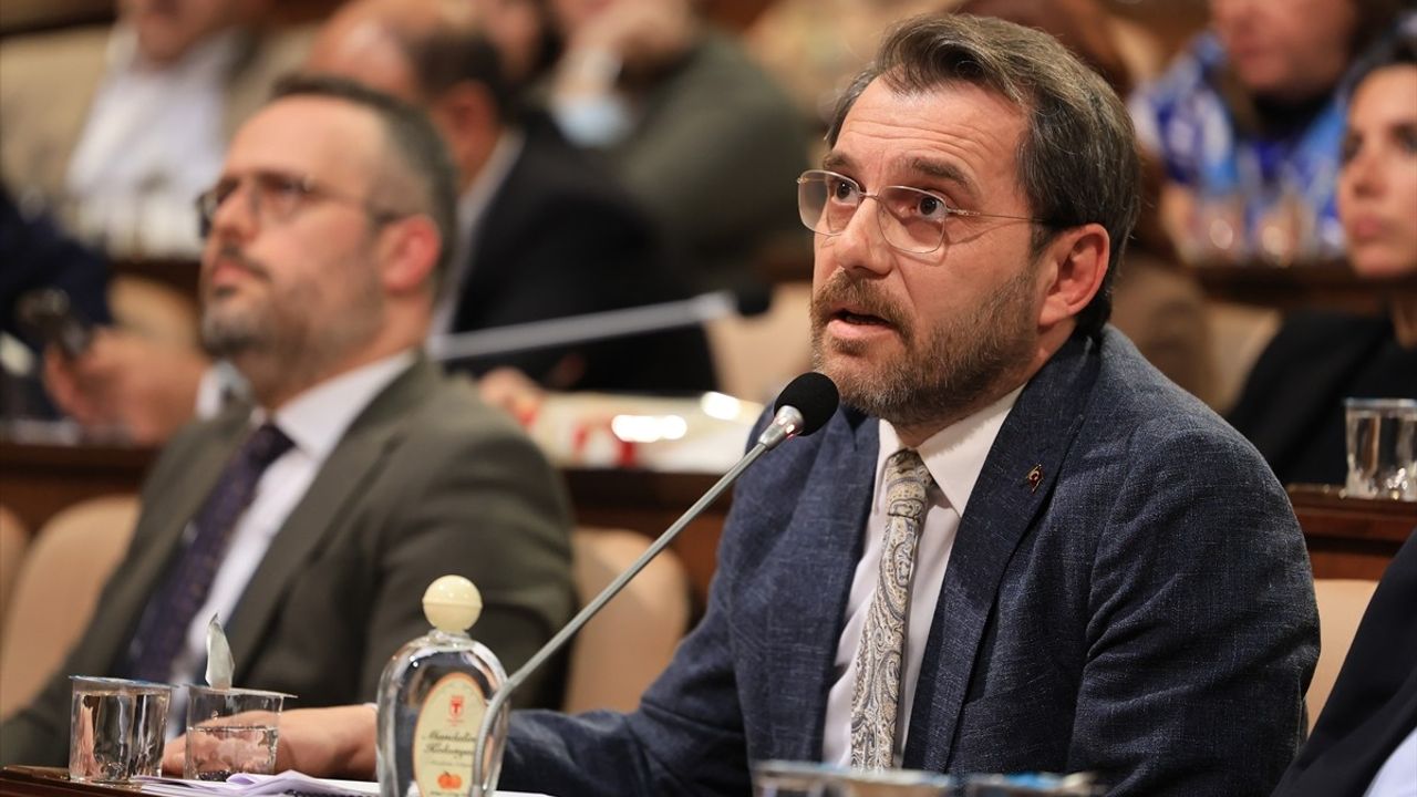 İBB Meclisi'nde Çıkar İlişkileri Tartışması