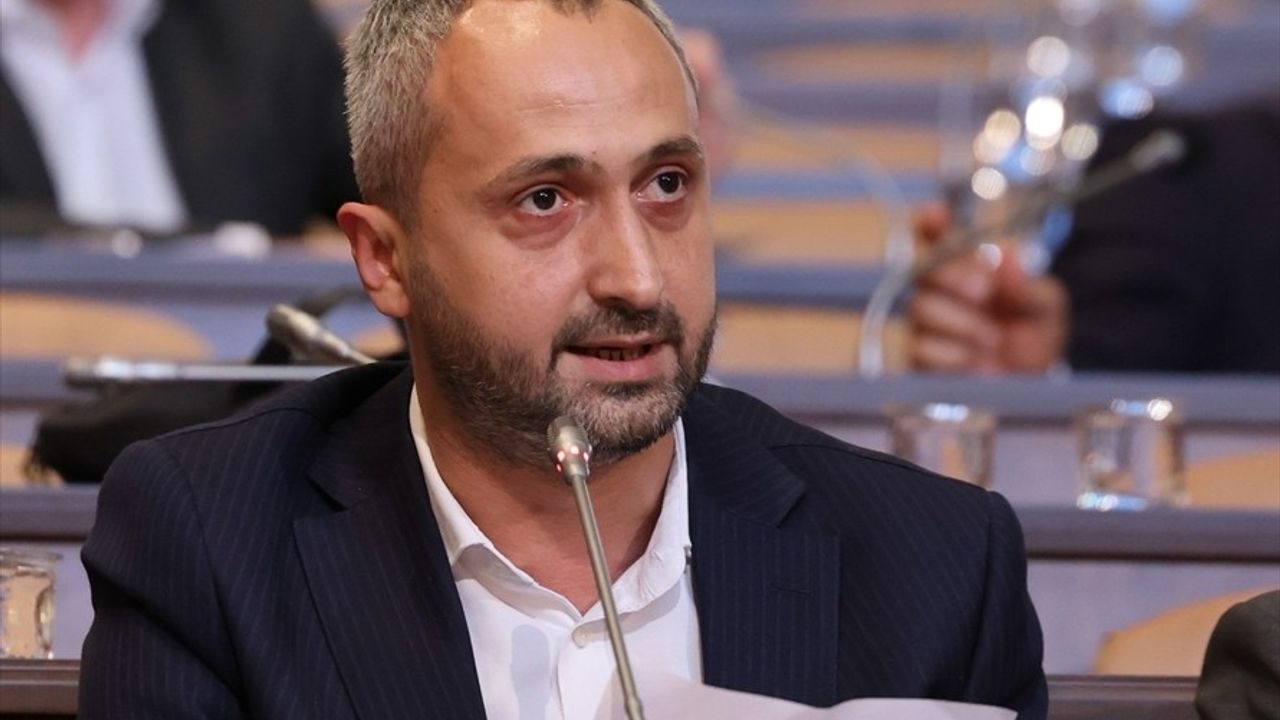 İBB Meclisi'nde İSKİ Hakkında Soru Önergeleri Tartışıldı