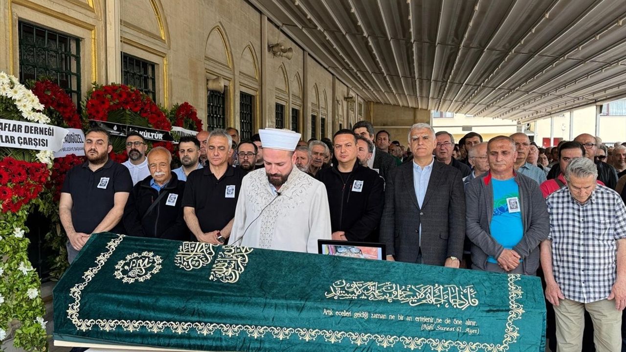 İsmail Lütfü Seymen İstanbul'da Son Yolculuğuna Uğurlandı