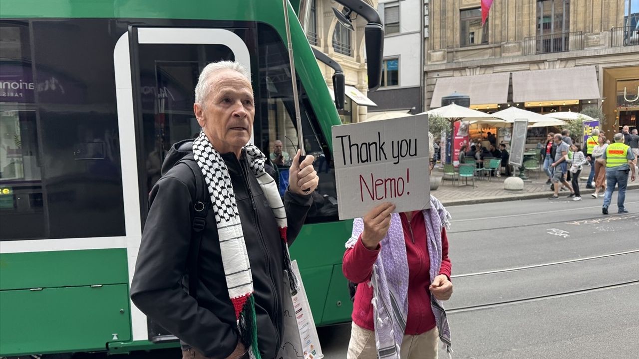 İsrail'in Eurovision Katılımı Protesto Edildi