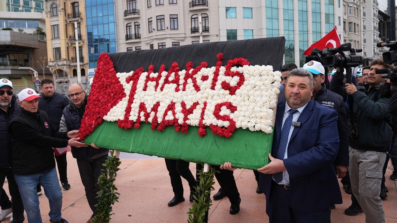 İstanbul'da 1 Mayıs Emek ve Dayanışma Günü Coşkuyla Kutlandı