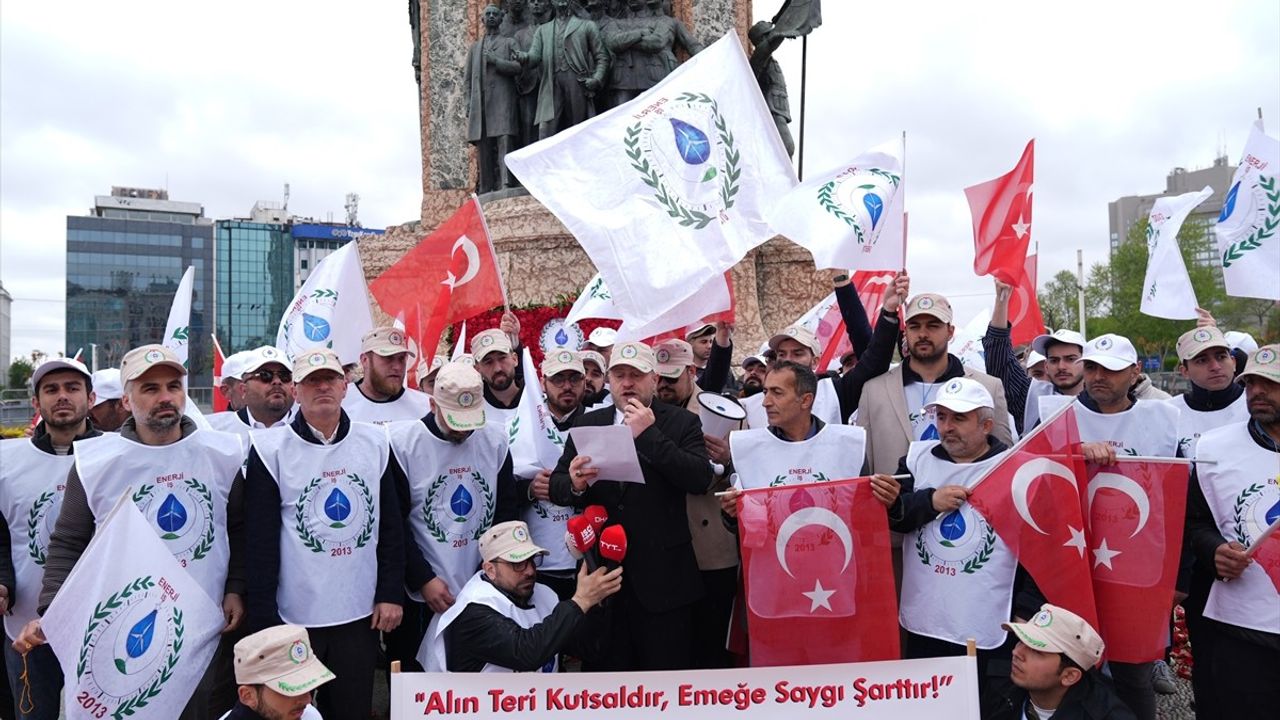 İstanbul'da 1 Mayıs Emek ve Dayanışma Günü Kutlamaları